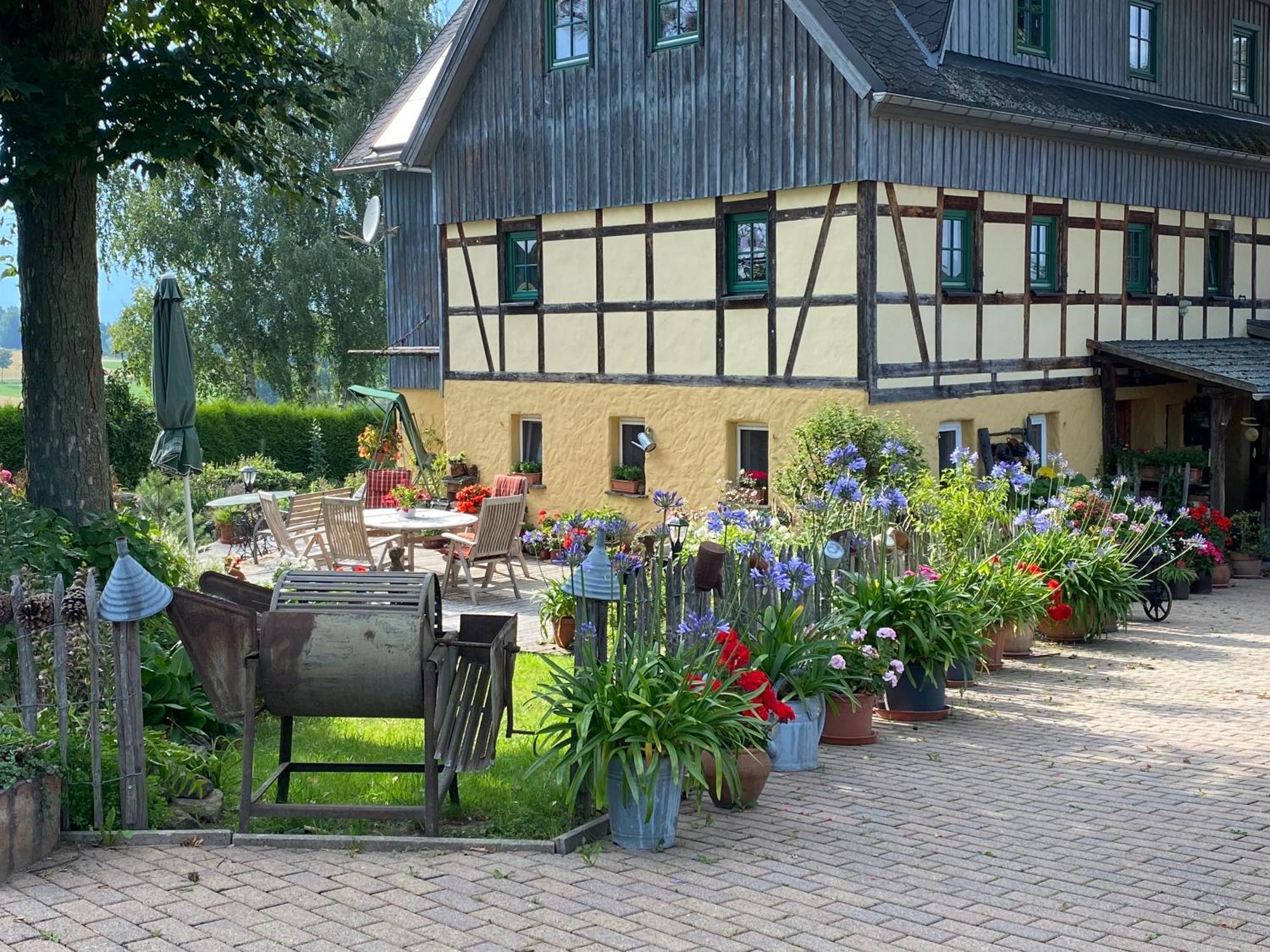 Hotel Olbernhau Mit Sauna - Kleines Landhotel Zur Ofenschenke ภายนอก รูปภาพ